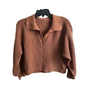 Cropped V neck  sweater